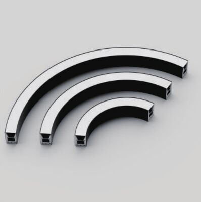 Nouveau luminaire linéaire modulaire avec compatibilité de tension de 110 à 240 volts et testé selon la norme LM 80, garantissant un éclairage constant